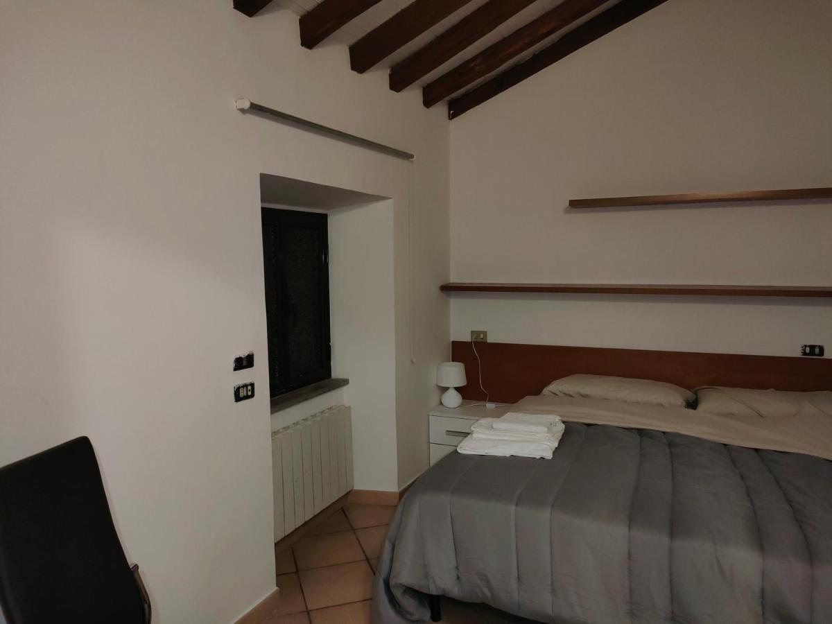 Francigena Viterbo Apartment Con Parcheggio Gratuito A Soli 2 Minuti Kültér fotó