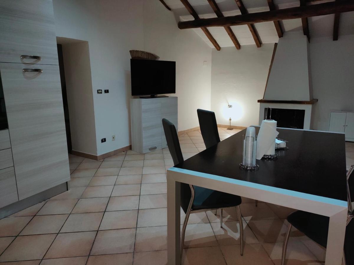 Francigena Viterbo Apartment Con Parcheggio Gratuito A Soli 2 Minuti Kültér fotó