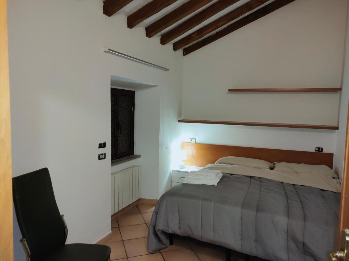 Francigena Viterbo Apartment Con Parcheggio Gratuito A Soli 2 Minuti Kültér fotó